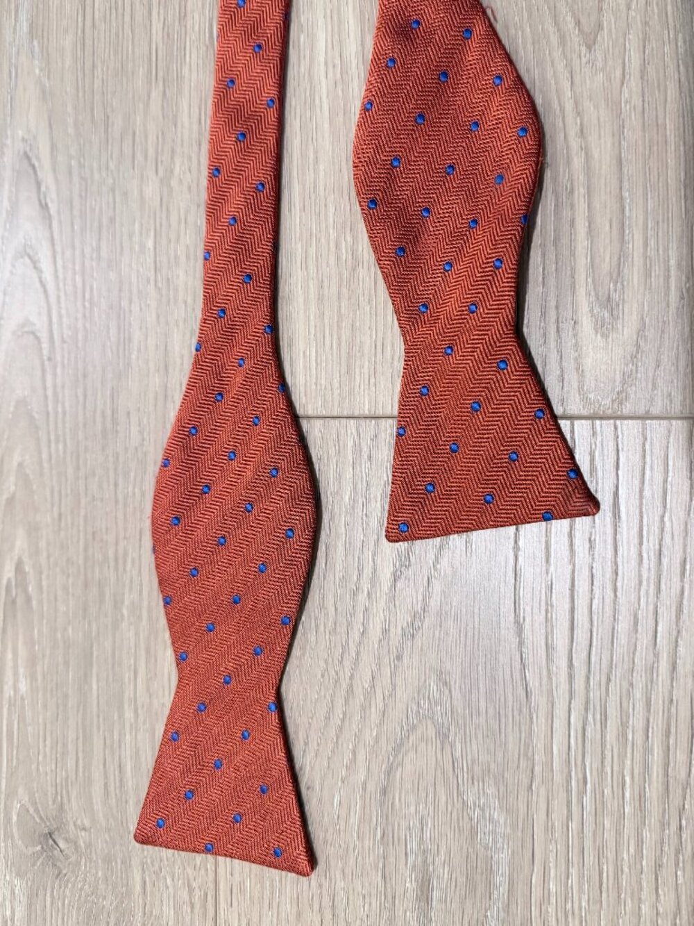Carrot & Gibbs Hand Made Silk Bow Tie Orange & Blue Polka Dot Adjustable U